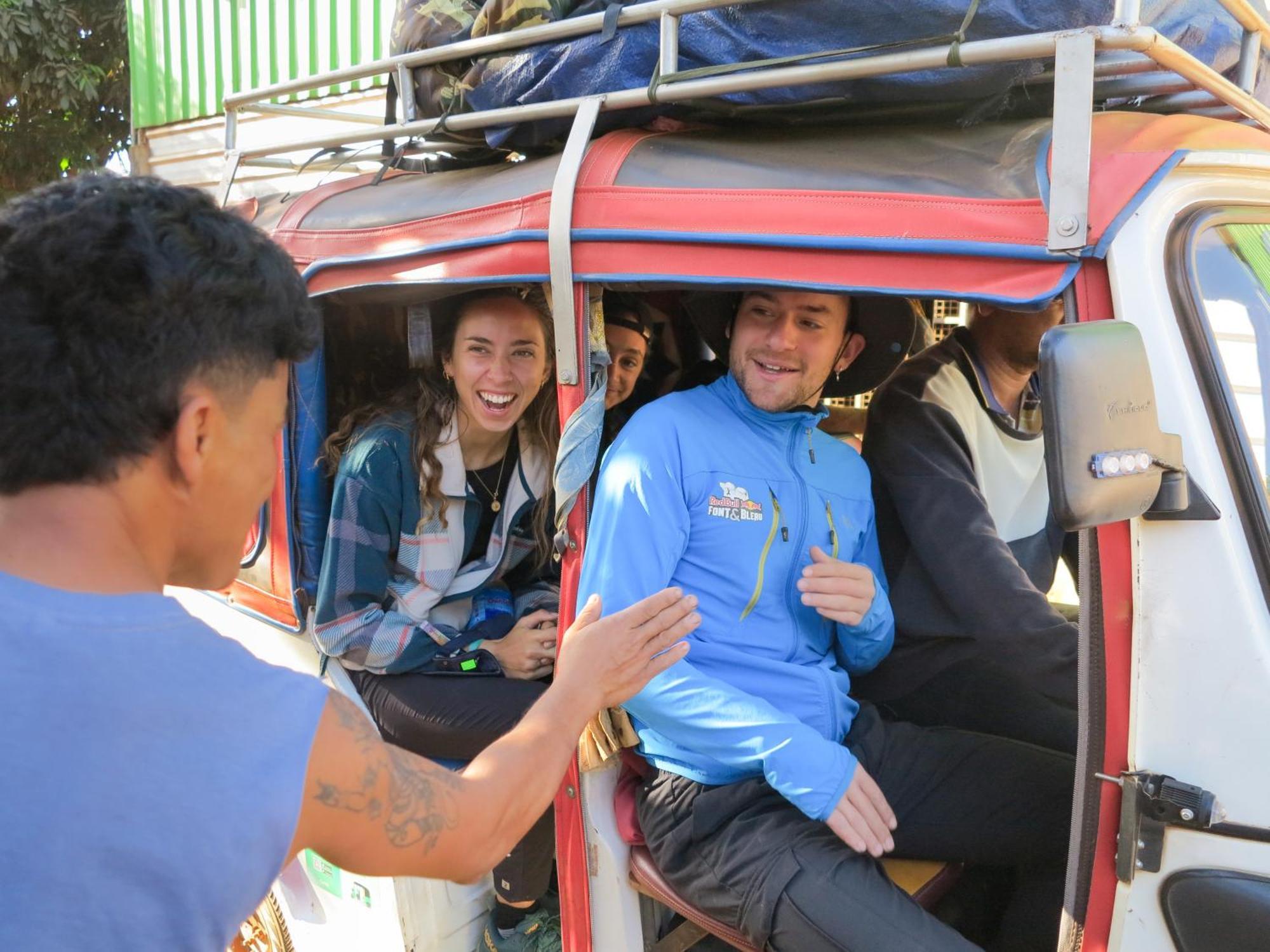 Ratanakiri Homestay & Jungle Trek รัตนคีรี ภายนอก รูปภาพ