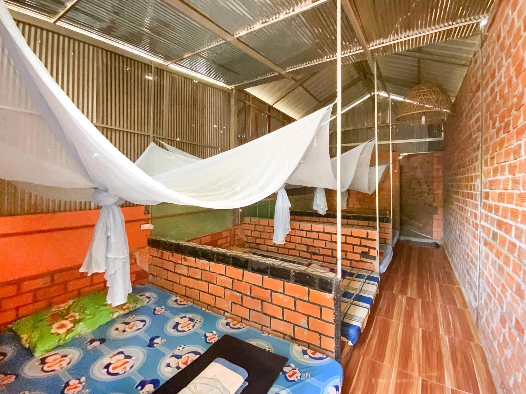 Ratanakiri Homestay & Jungle Trek รัตนคีรี ภายนอก รูปภาพ