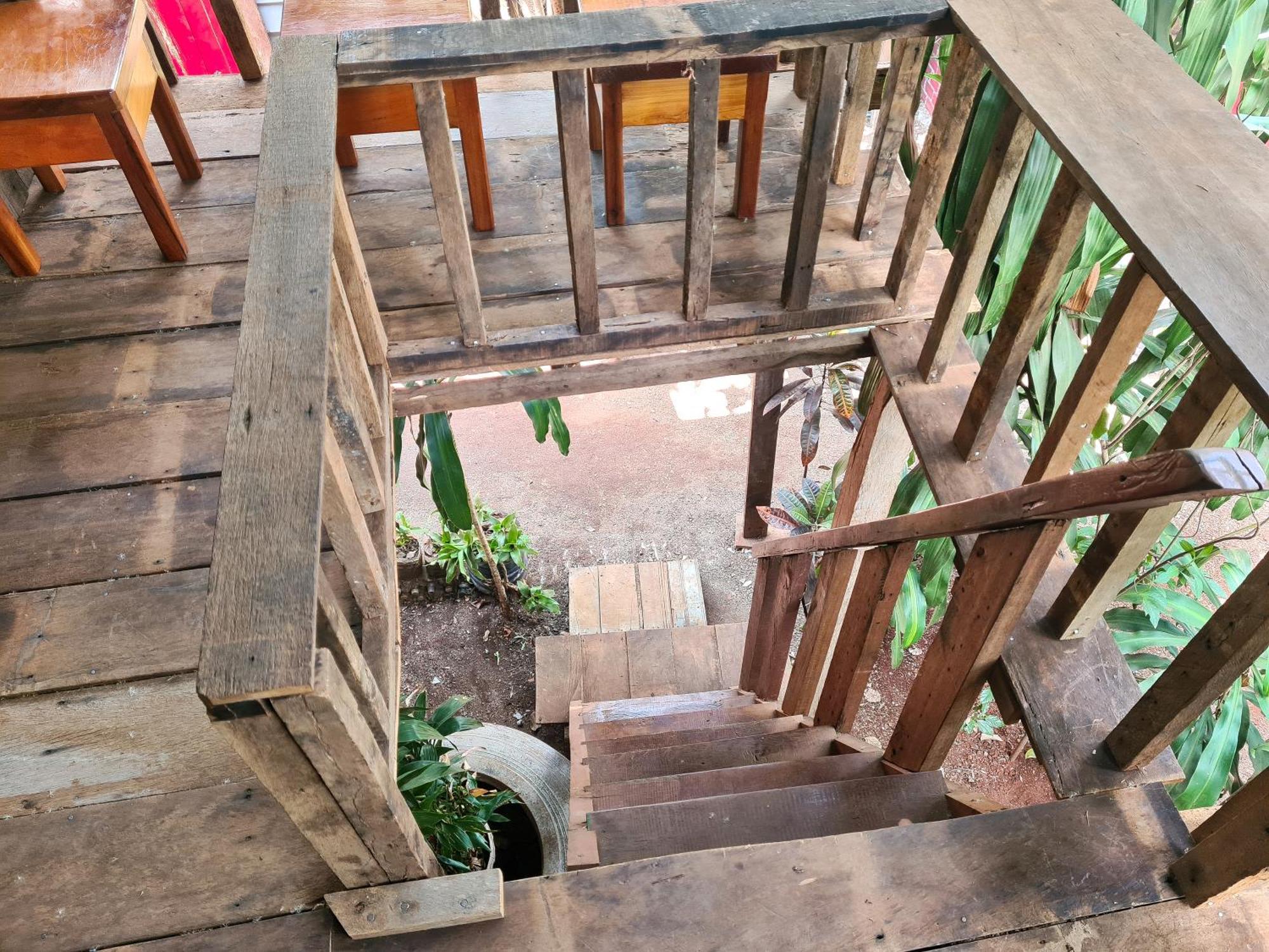 Ratanakiri Homestay & Jungle Trek รัตนคีรี ภายนอก รูปภาพ